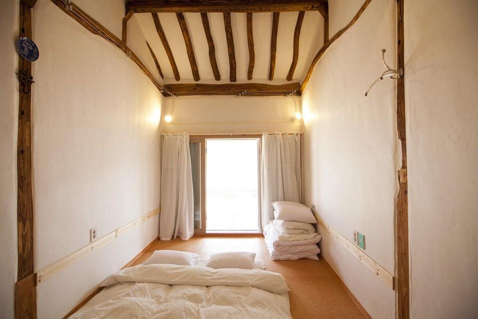 Ohnewwall Guesthouse Jeonju Exterior photo