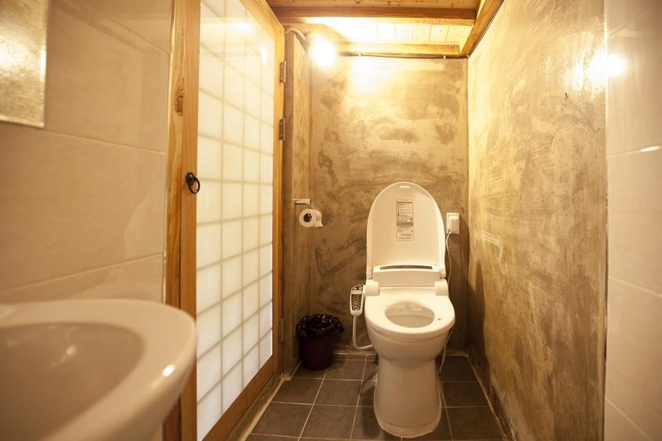 Ohnewwall Guesthouse Jeonju Exterior photo