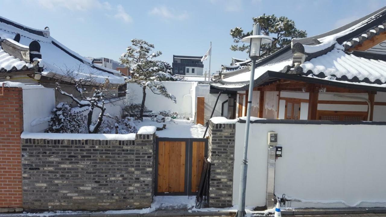 Ohnewwall Guesthouse Jeonju Exterior photo
